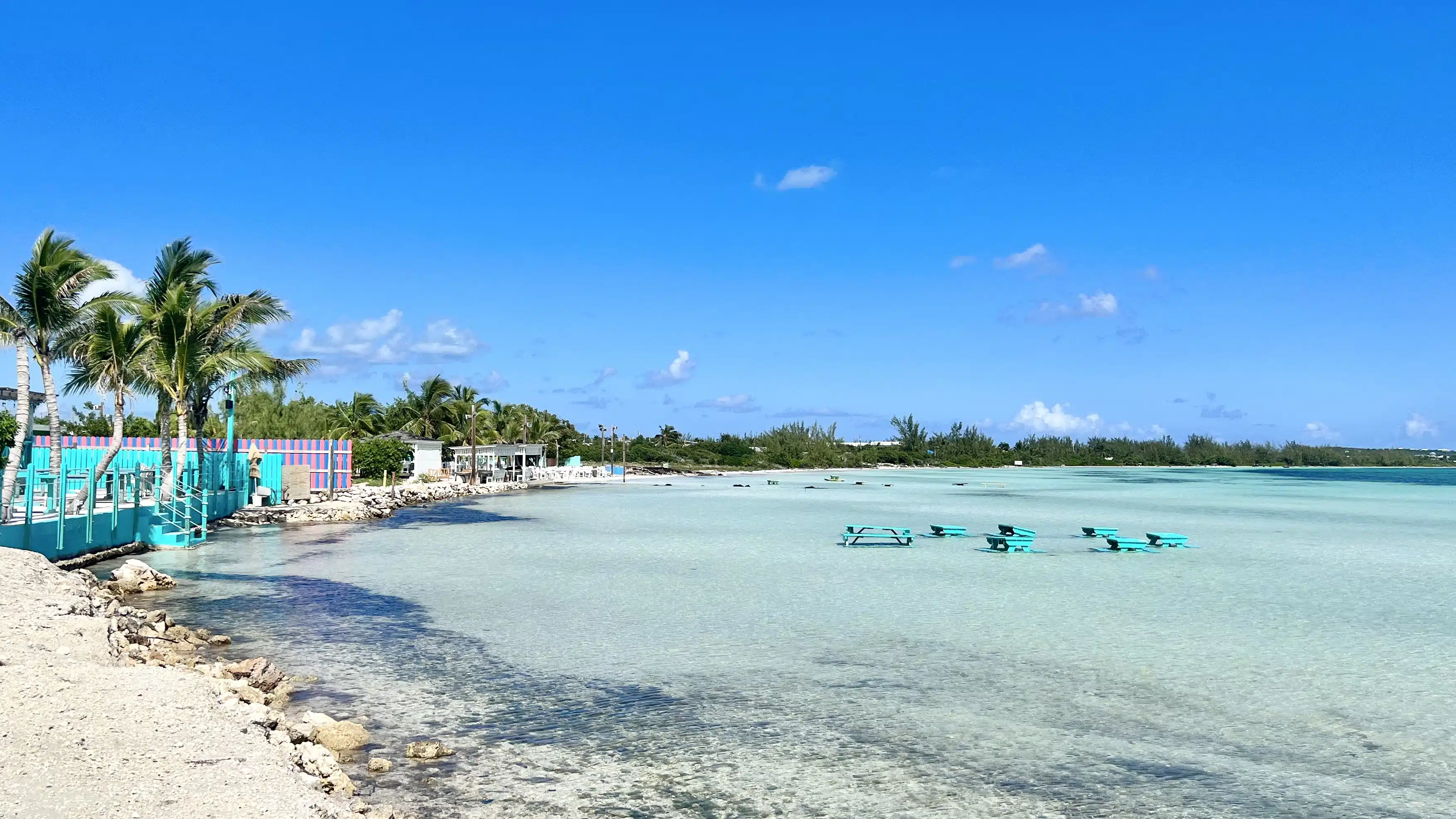 Omar's Beach Hut, Five Cays