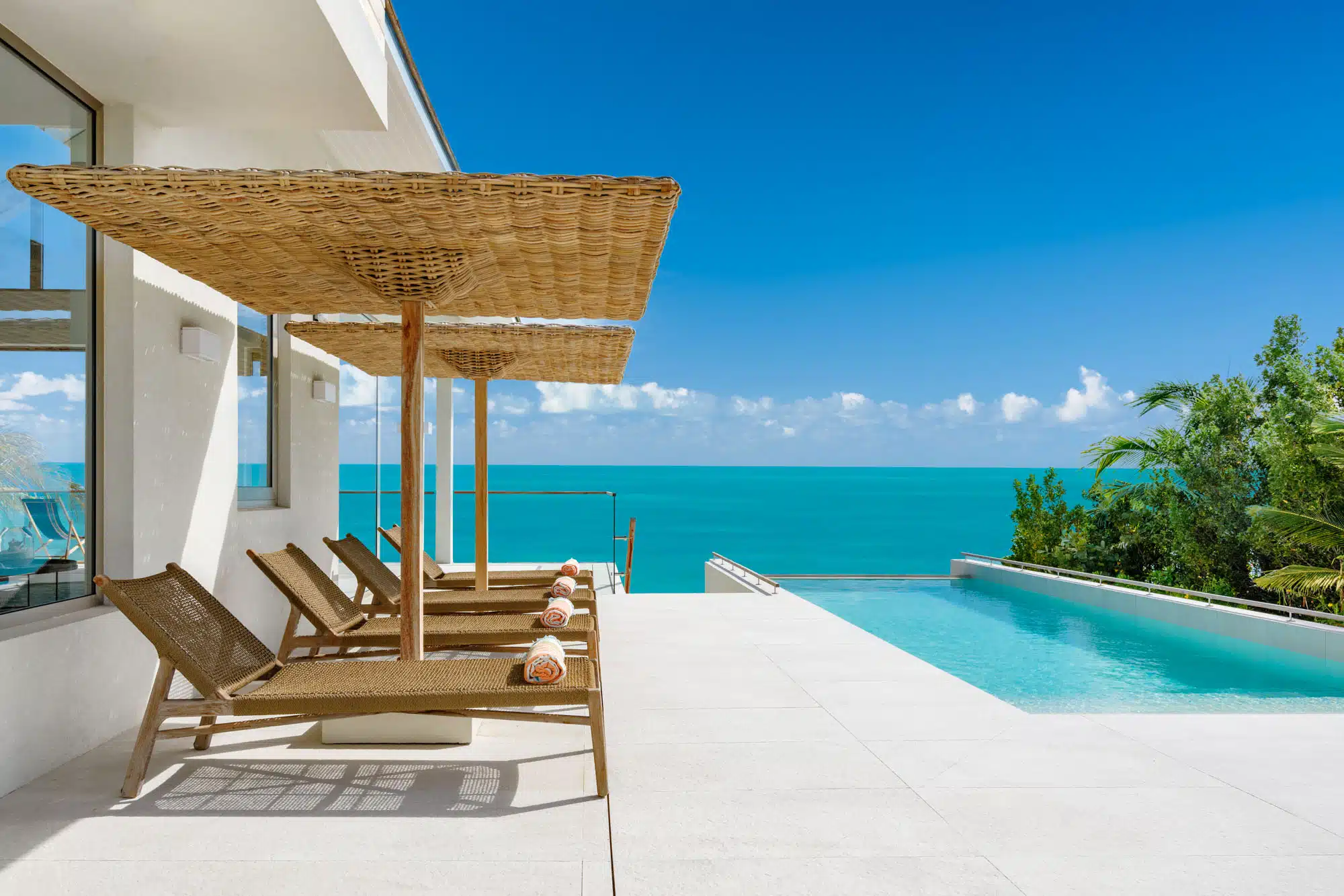 La Mer West Photo Gallery