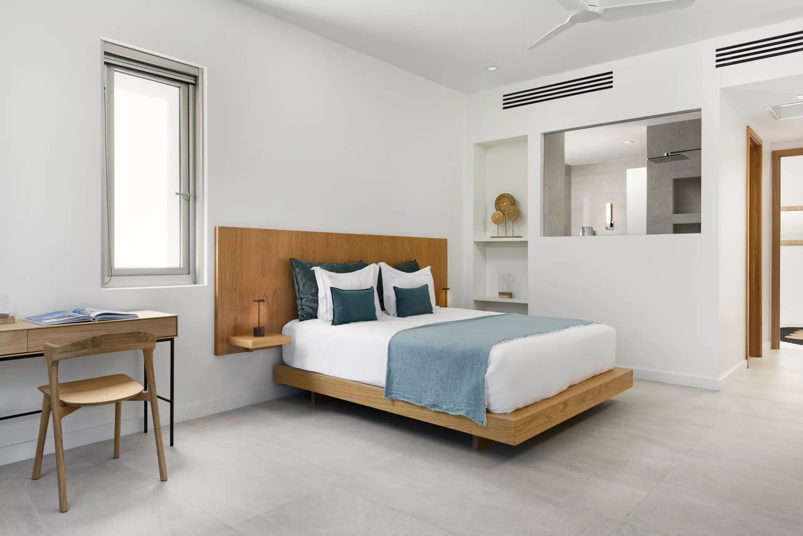 La Mer West Photo Gallery