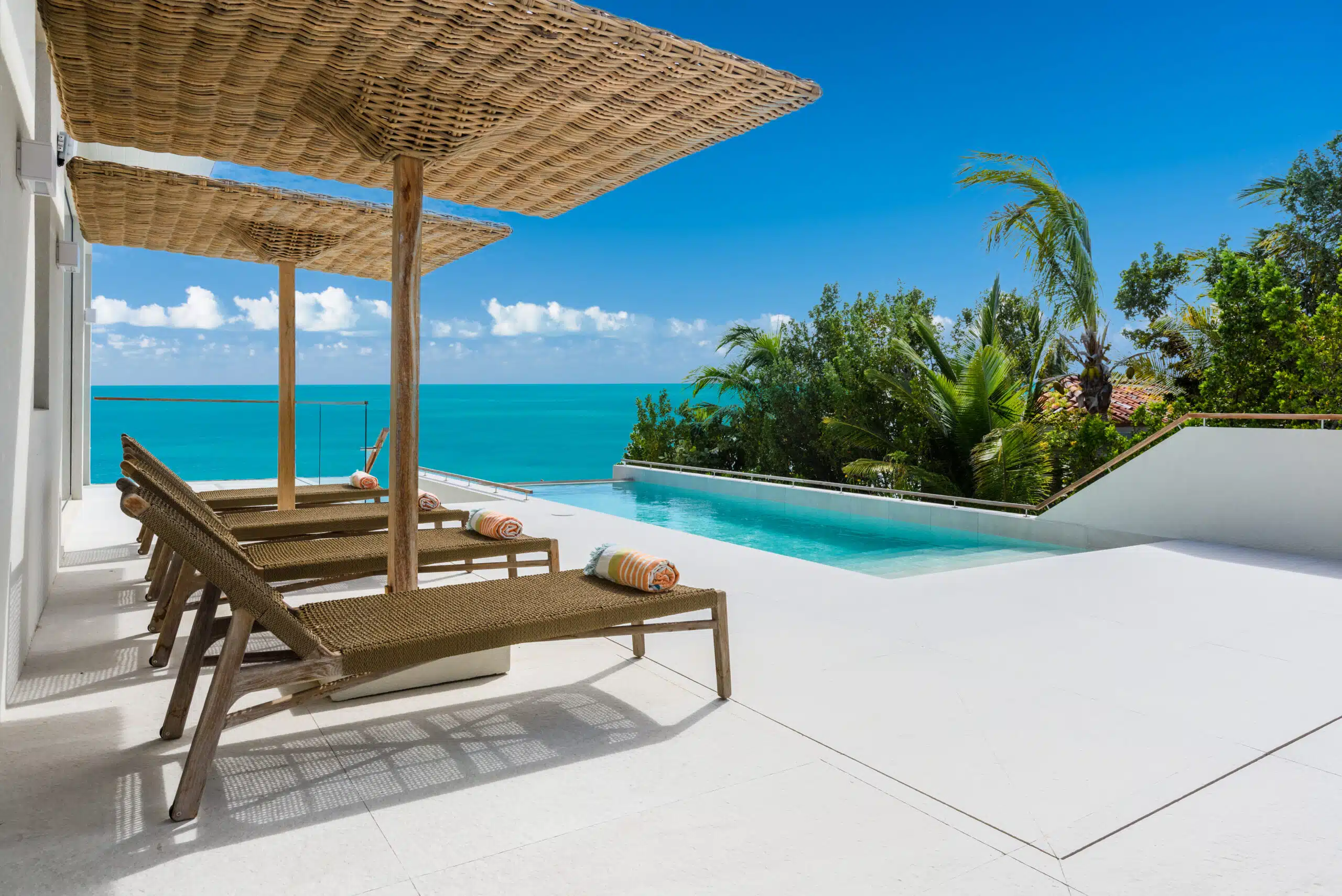 La Mer West Photo Gallery