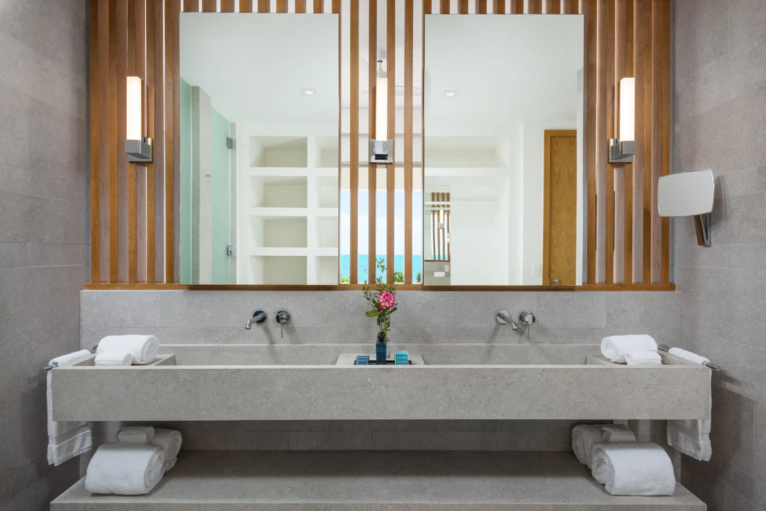 La Mer West Photo Gallery