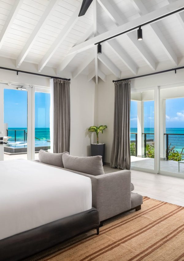 Villa Eden Master Bedroom